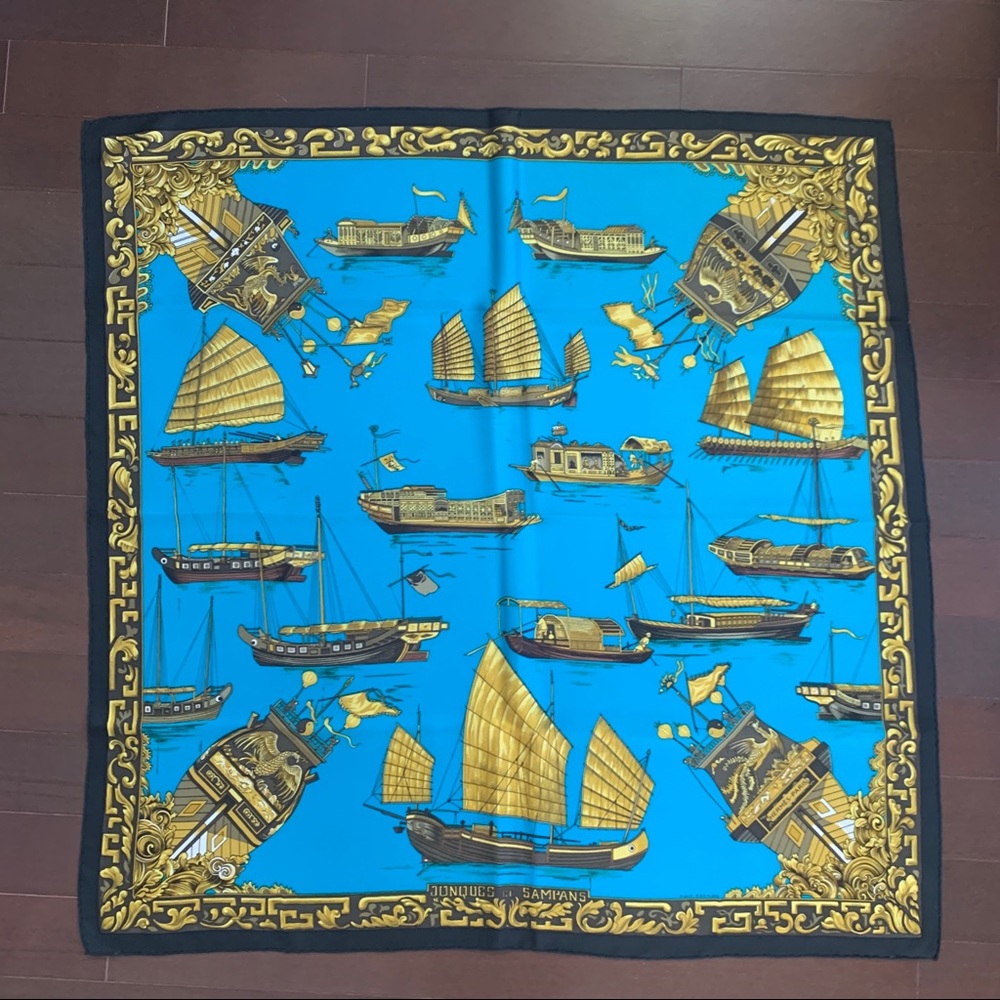 Authentic vintage Hermès 90cm silk scarf